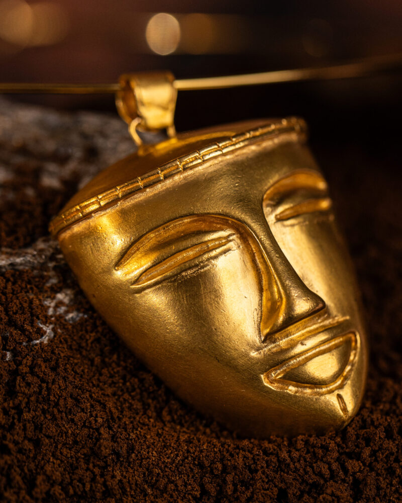ciondolo Maschera Quimbaya della collezione I Precolombiani di Marte Gioielli