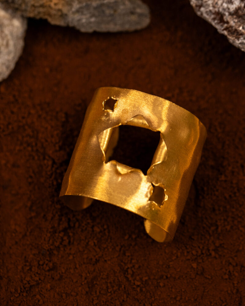 bracciale Vulcano della collezione Design di Marte Gioielli