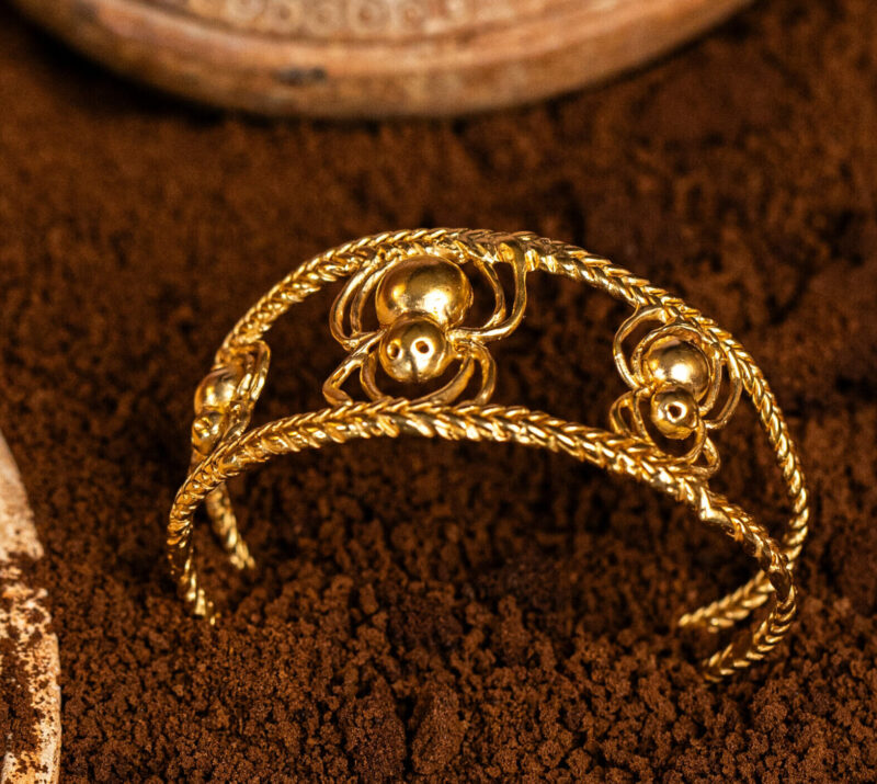 Bracciale Escarabajo della collezione I Precolombiani di Marte Gioielli
