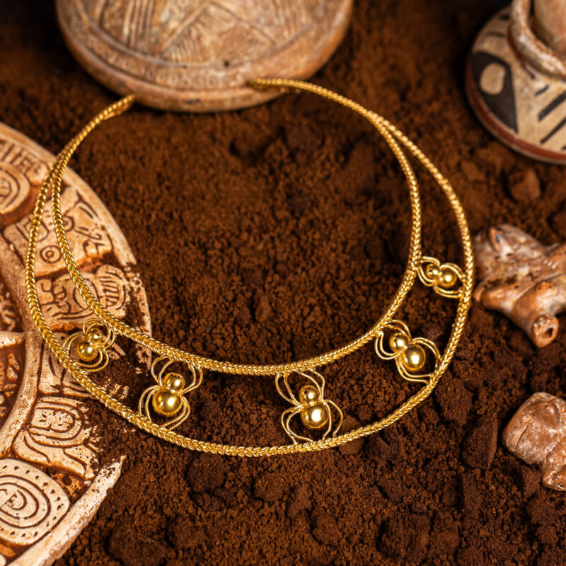collana Escarabajo della collezione I Precolombiani di Marte Gioielli