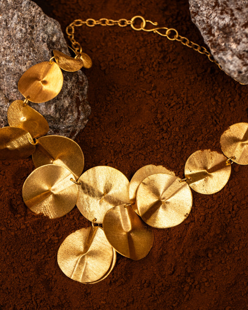 collana Sole in Trigono della collezione Design di Marte Gioielli