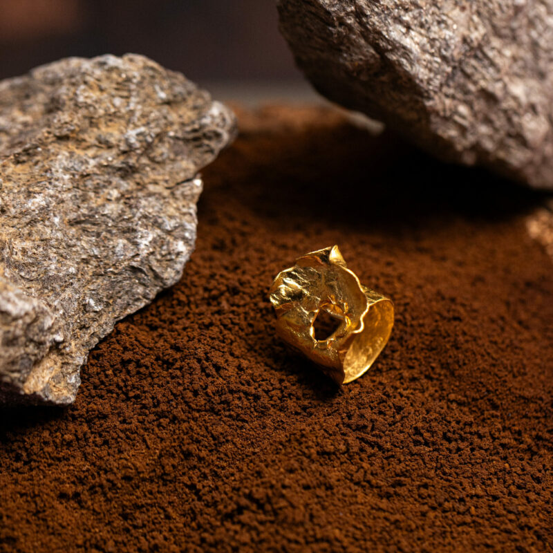 Anello Calipso. Collezione Pazzià. Marte Gioielli.