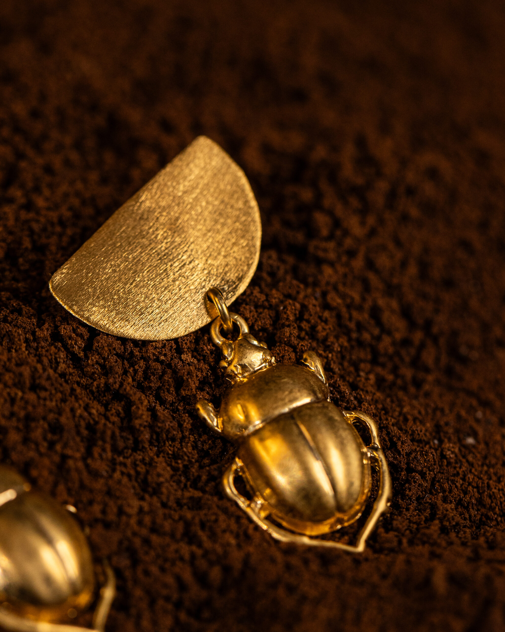 orecchini Scarabeo della collezione Design di Marte Gioielli