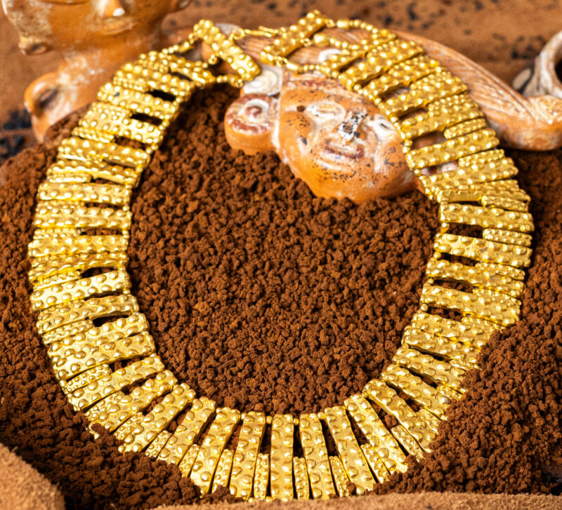 Collana Chibicha