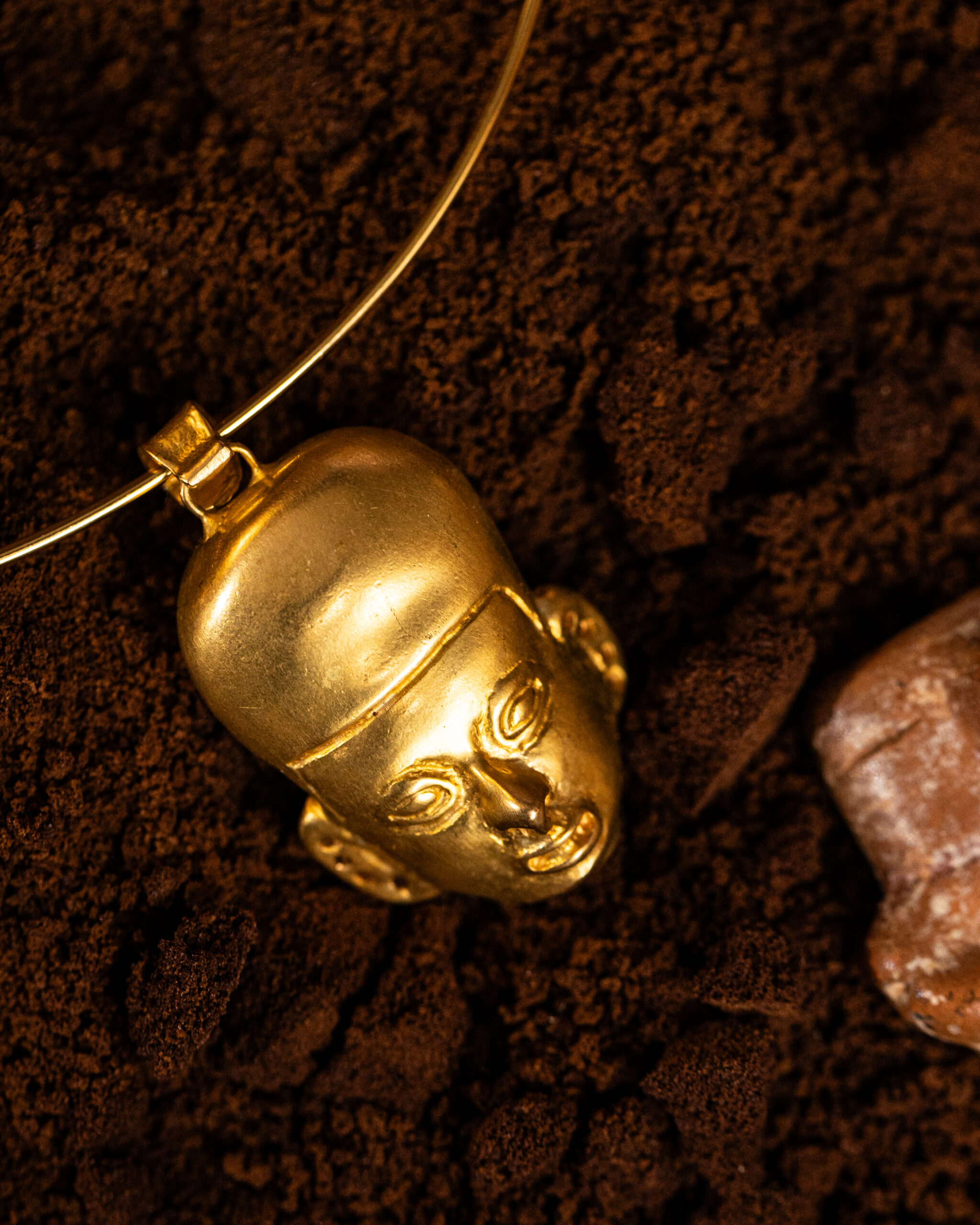 Ciondolo Maschera Tumaco della collezione I Precolombiani di Marte Gioielli