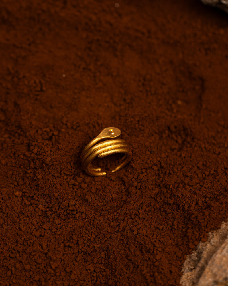 anello Serpe Tres Vueltas della collezione Design di Marte Gioielli