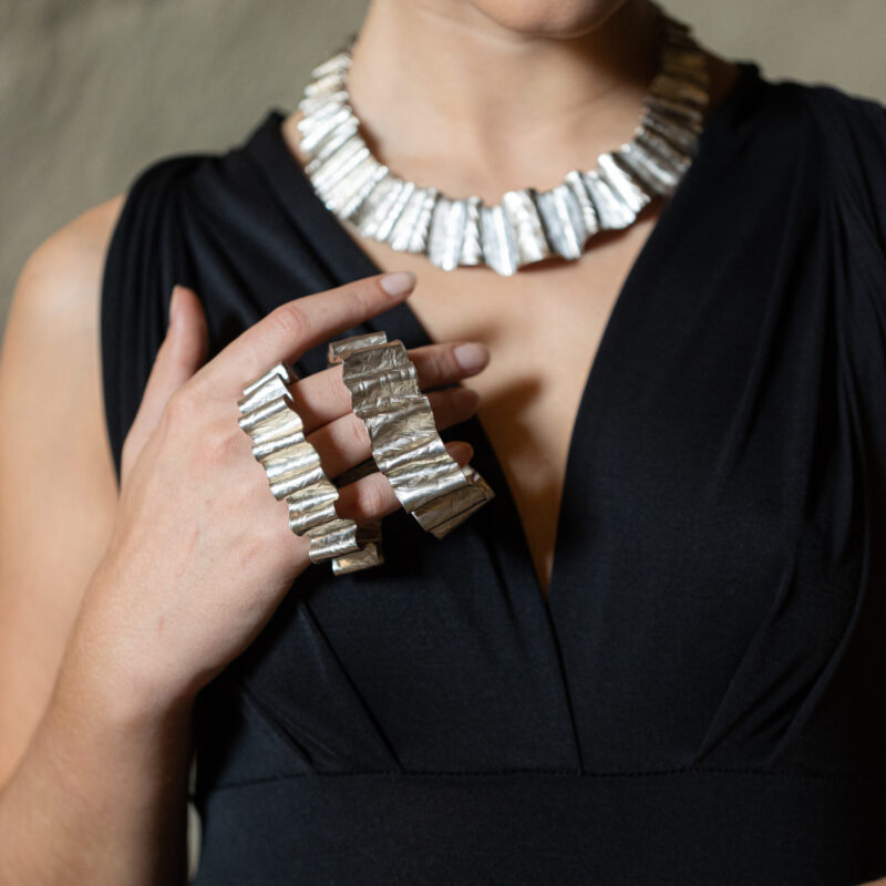 collana e bracciale Janara della collezione Luxury Sorella Luna di Marte Gioielli