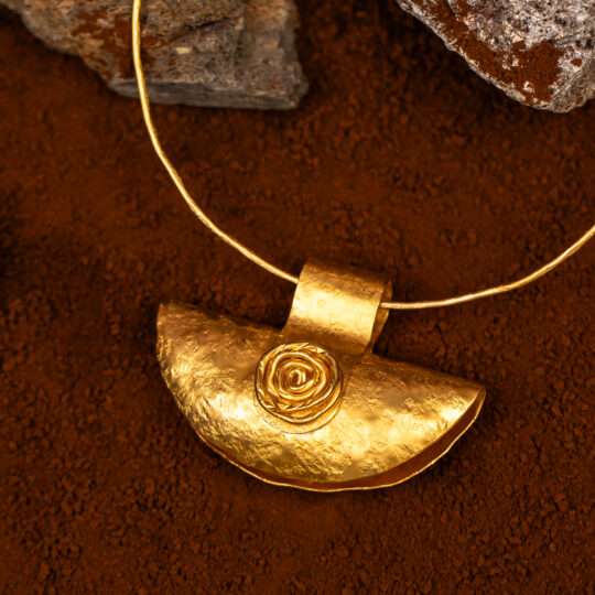 ciondolo Eiko della collezione Design di Marte Gioielli