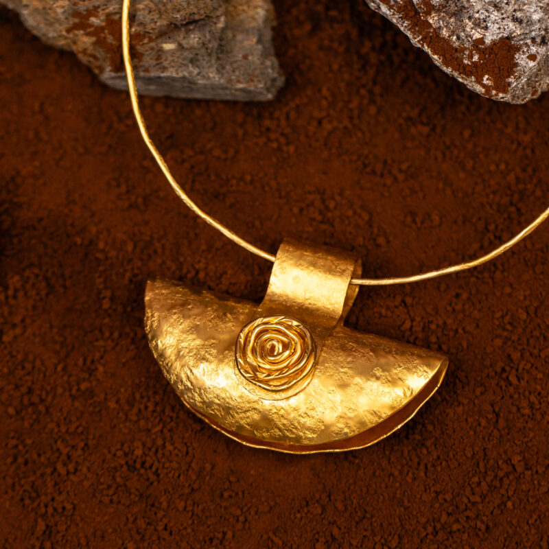 ciondolo Eiko della collezione Design di Marte Gioielli
