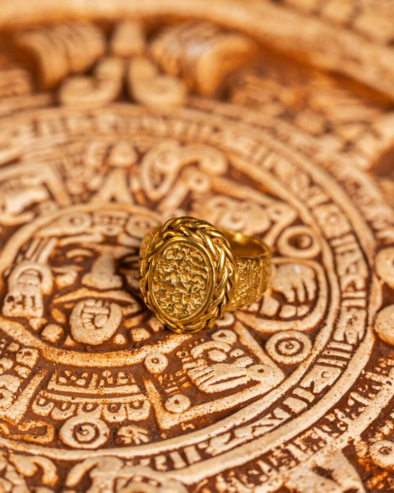 anello sigillo tayrona della collezione I Precolombiani di Marte Gioielli